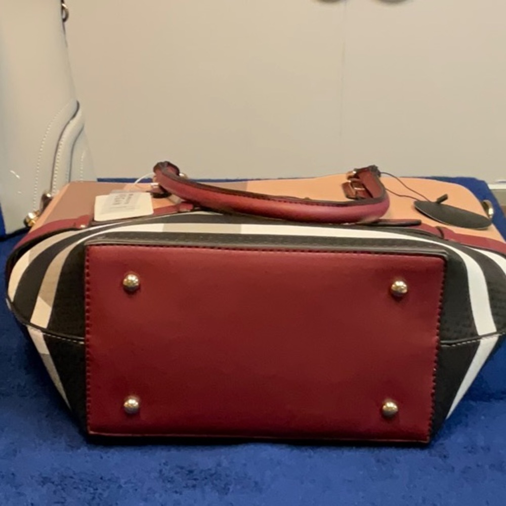 HANDBAG - Picture 5 of 13